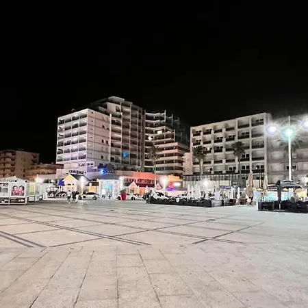 Vue Parking Prive Place Med *