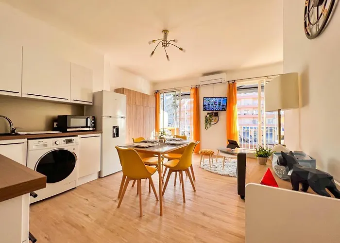 Vue Parking Prive Place Med Apartman