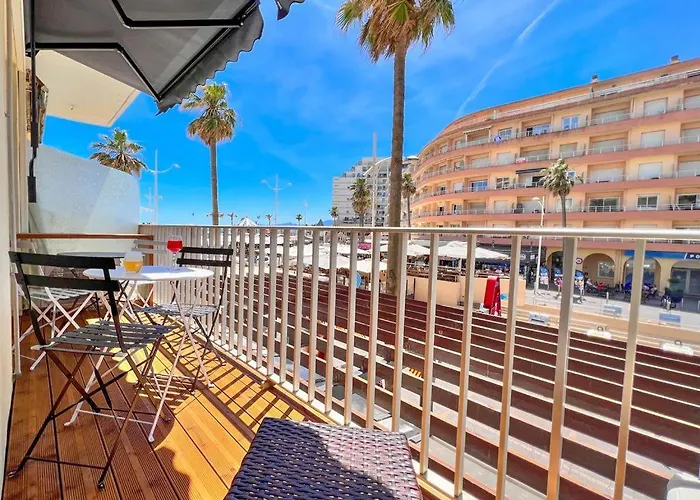 Vue Parking Prive Place Med Apartman